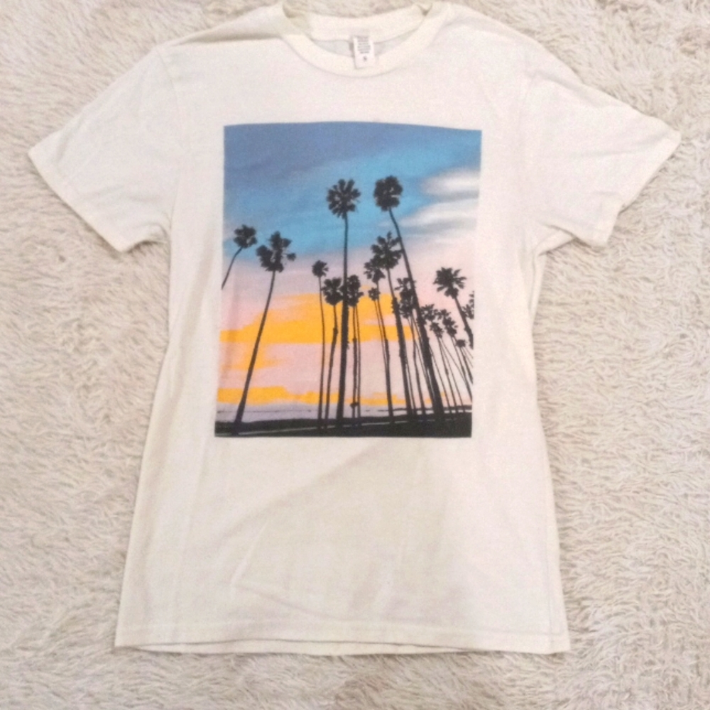 Womens graphic tee